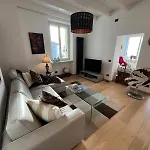Charles Apartament *