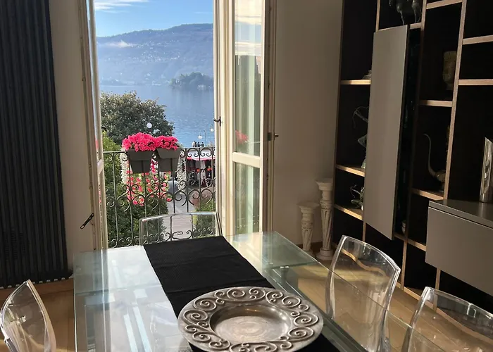 Charles Apartment *
